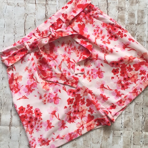 ASOS Pants - Asos Pink Red FloralHigh Rise Short